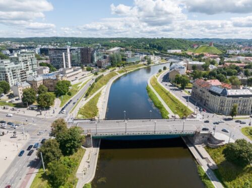 Viešasis transportas Nerimi: ruošiamasi elektrinių laivų įsigijimui